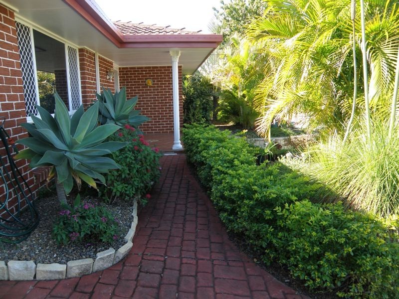 4 Lorton Court, Alexandra Hills QLD 4161