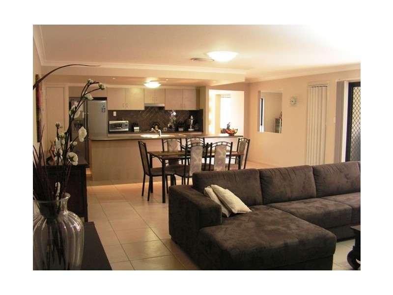 9 Village Dr, Mount Cotton QLD 4165