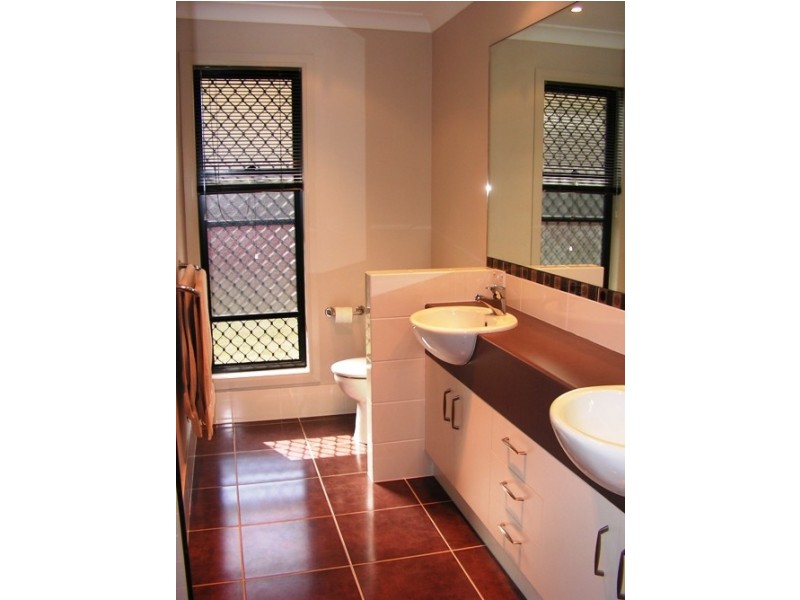 9 Village Dr, Mount Cotton QLD 4165