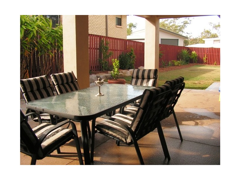 9 Village Dr, Mount Cotton QLD 4165