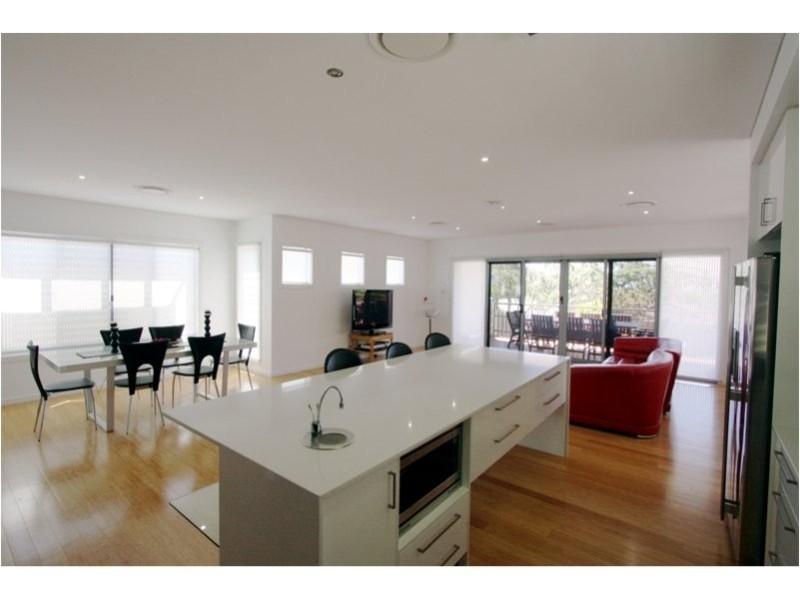 25 Alice Street, Wellington Point QLD 4160
