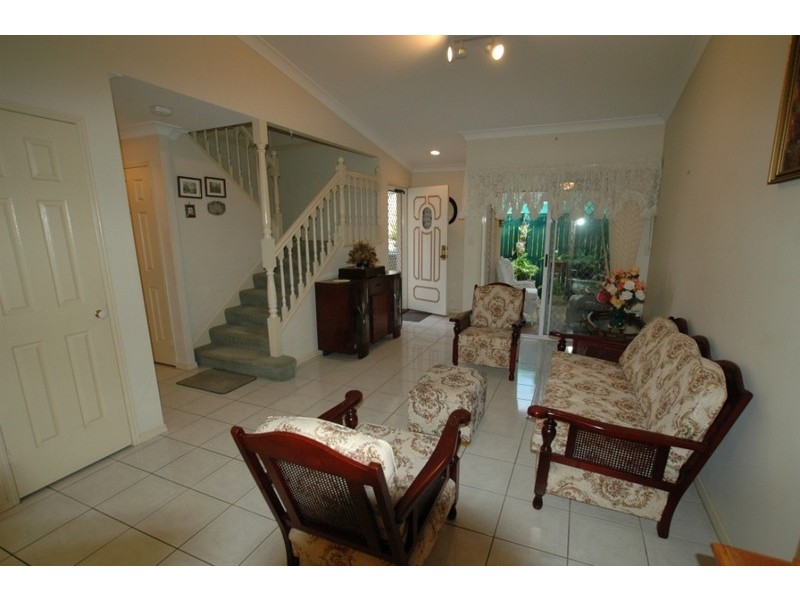 Unit 19, 88 Wynyard, Cleveland QLD 4163