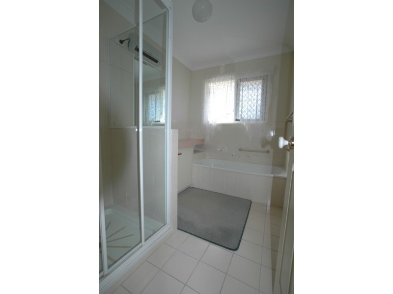 Unit 19, 88 Wynyard, Cleveland QLD 4163