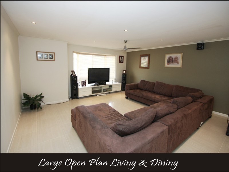8 Diford Street, Capalaba QLD 4157