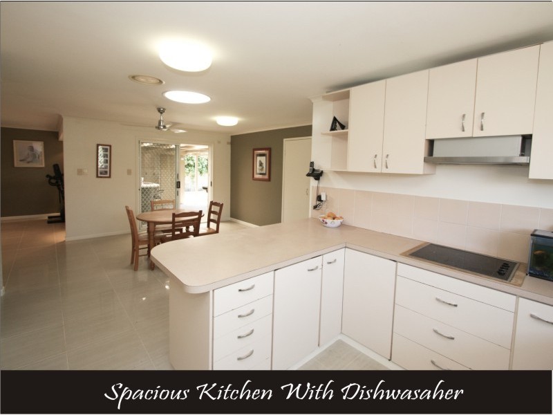 8 Diford Street, Capalaba QLD 4157