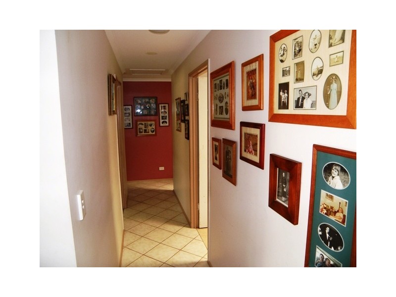 44 BAYFORD, Birkdale QLD 4159