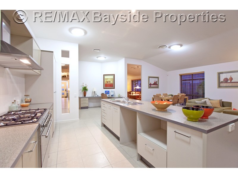 5 Balfour Place, Thornlands QLD 4164