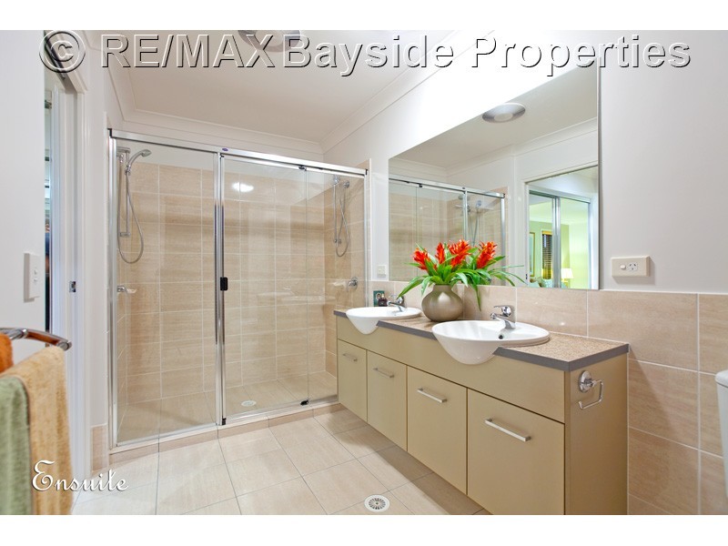 5 Balfour Place, Thornlands QLD 4164