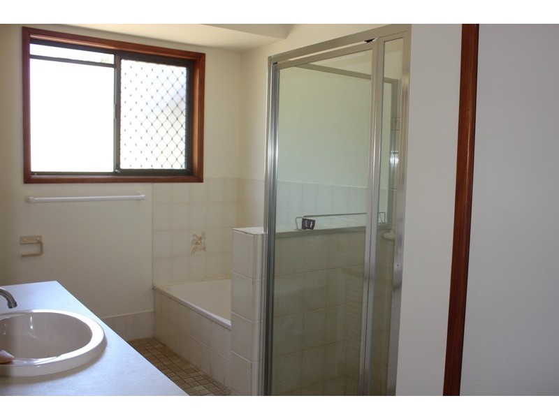 30 Windemere Road, Alexandra Hills QLD 4161