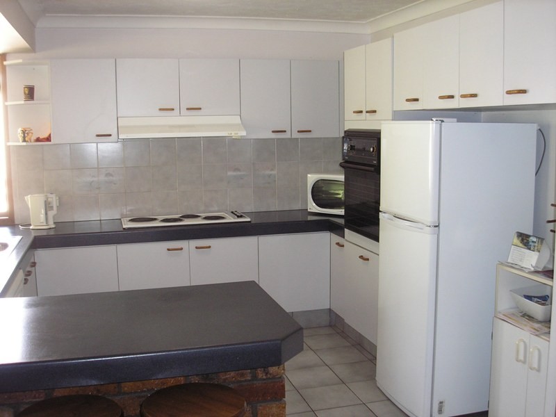 2 Sally Court, Capalaba QLD 4157