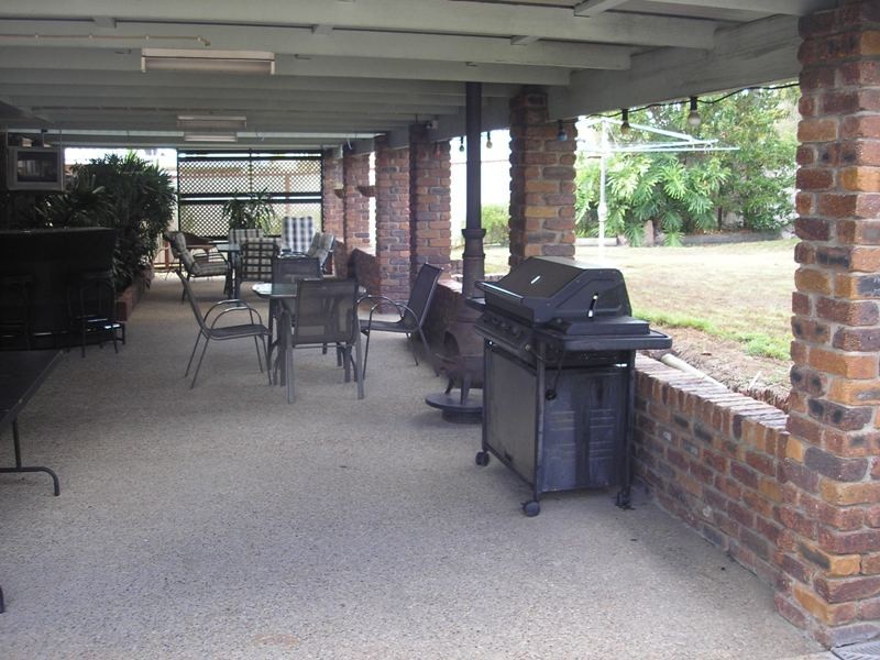 2 Sally Court, Capalaba QLD 4157