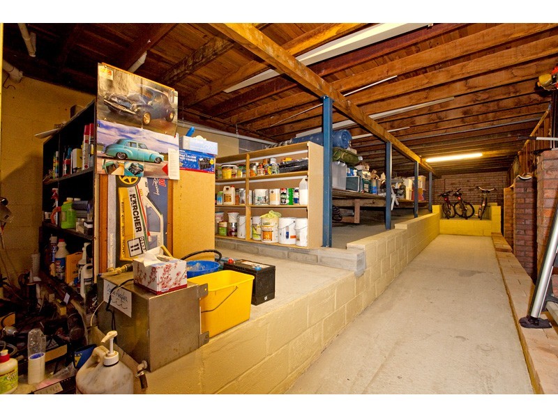 11 Sylvania Street, Wellington Point QLD 4160