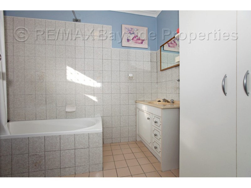 9 Cumberland Drive, Alexandra Hills QLD 4161