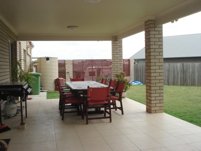 3  Cobby Court, Redland Bay QLD 4165