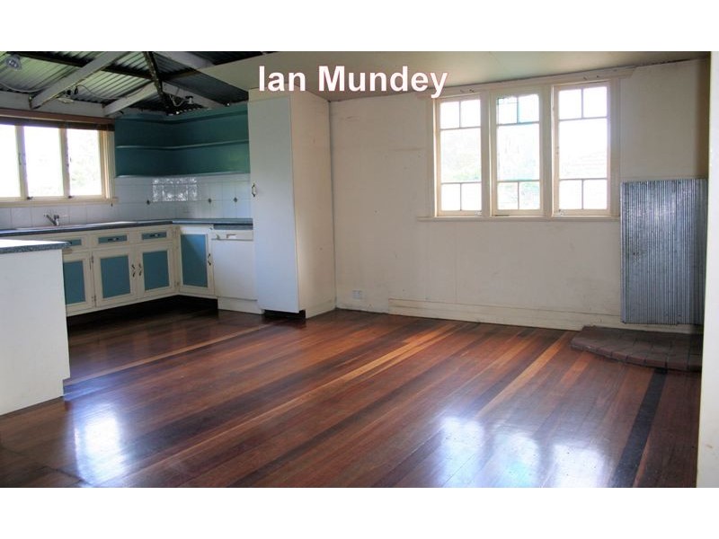 13 Cleveland Redland Bay Road, Thornlands QLD 4164
