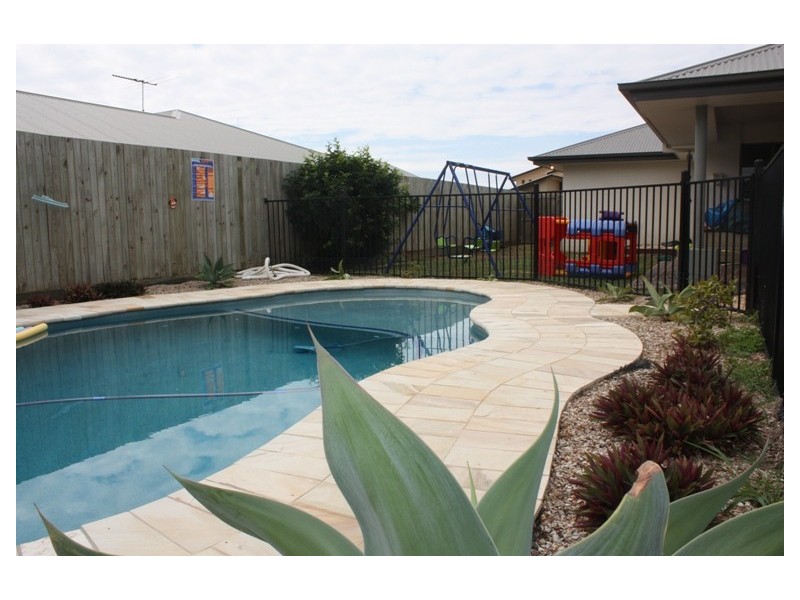 5 Waterville Drive, Thornlands QLD 4164