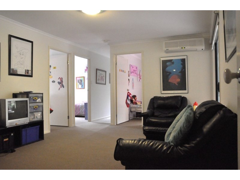 4 Truscot Place, Thornlands QLD 4164
