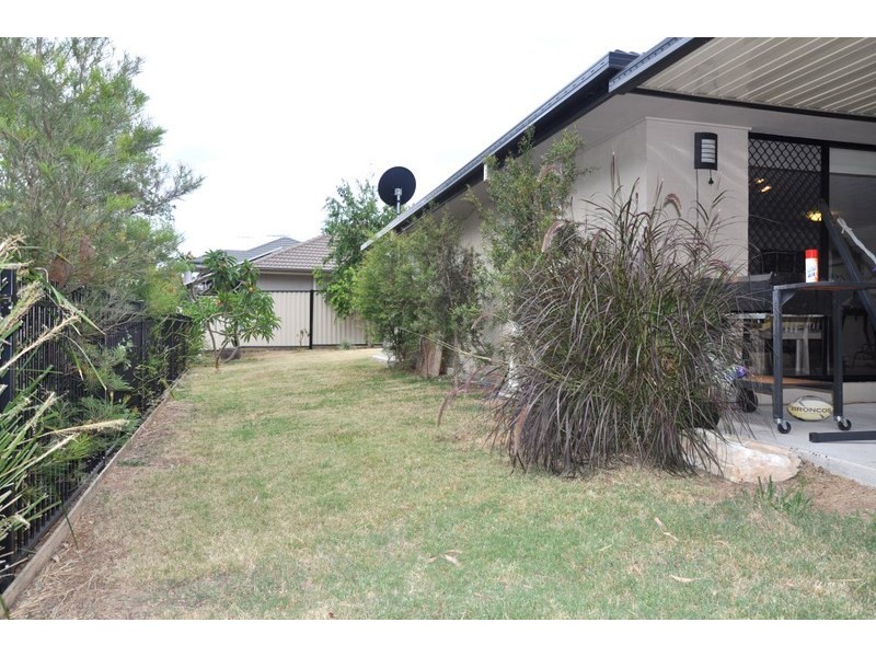 4 Truscot Place, Thornlands QLD 4164
