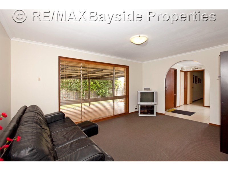 4 Albatross St, Victoria Point QLD 4165