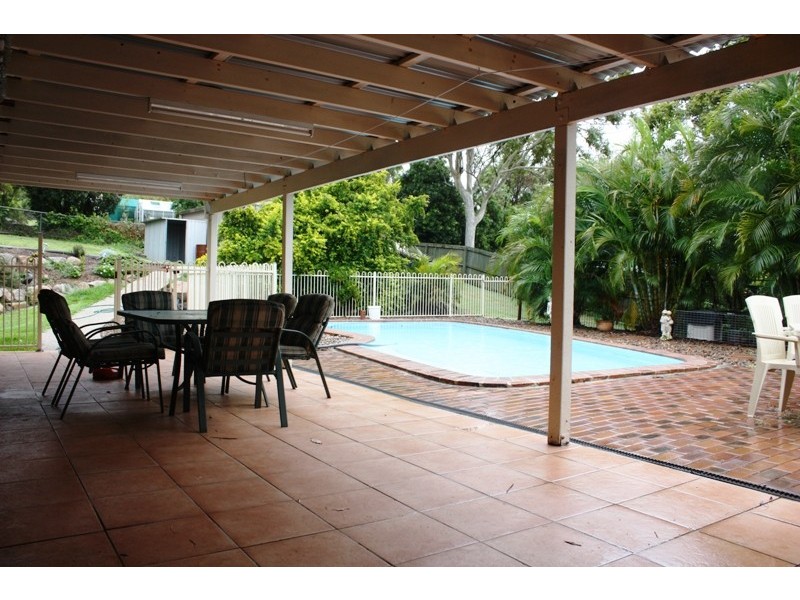 33 Alexandra Cct, Alexandra Hills QLD 4161