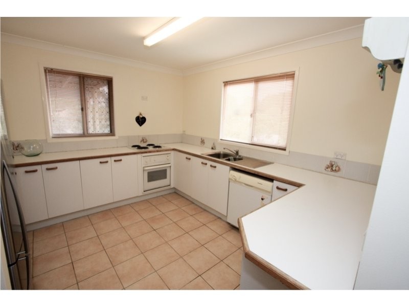 23 Keppell St, Birkdale QLD 4159