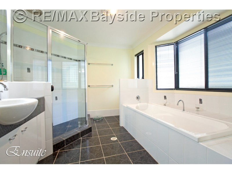 2d Tipuana Dr, Capalaba QLD 4157