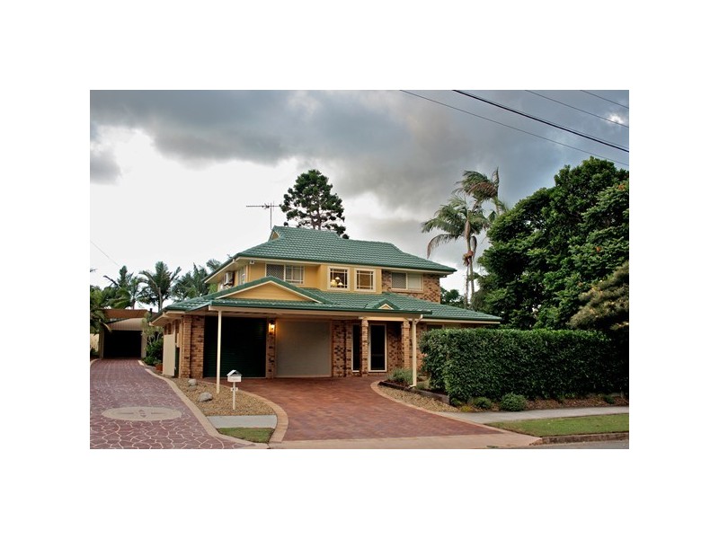 87 Creek Road, Birkdale QLD 4159