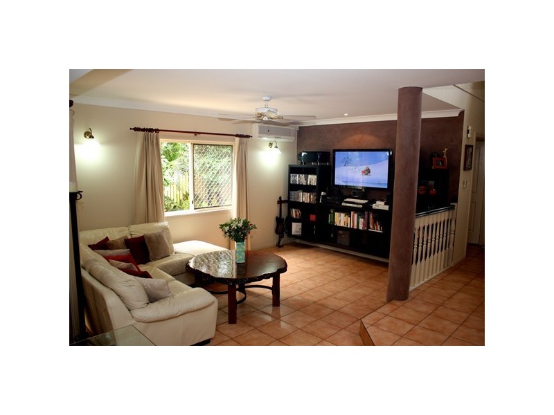 87 Creek Road, Birkdale QLD 4159