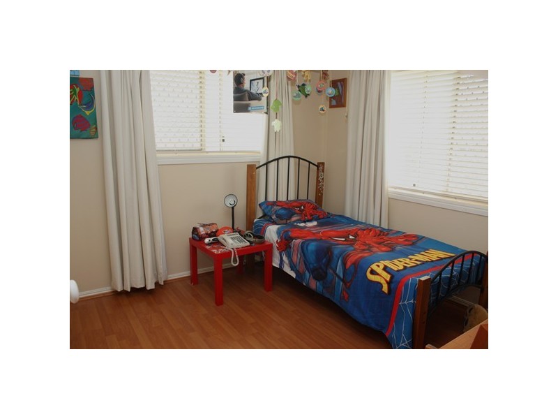 87 Creek Road, Birkdale QLD 4159