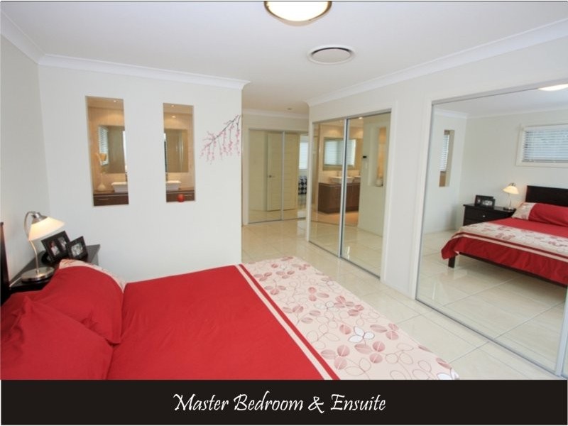333 Main Road, Wellington Point QLD 4160