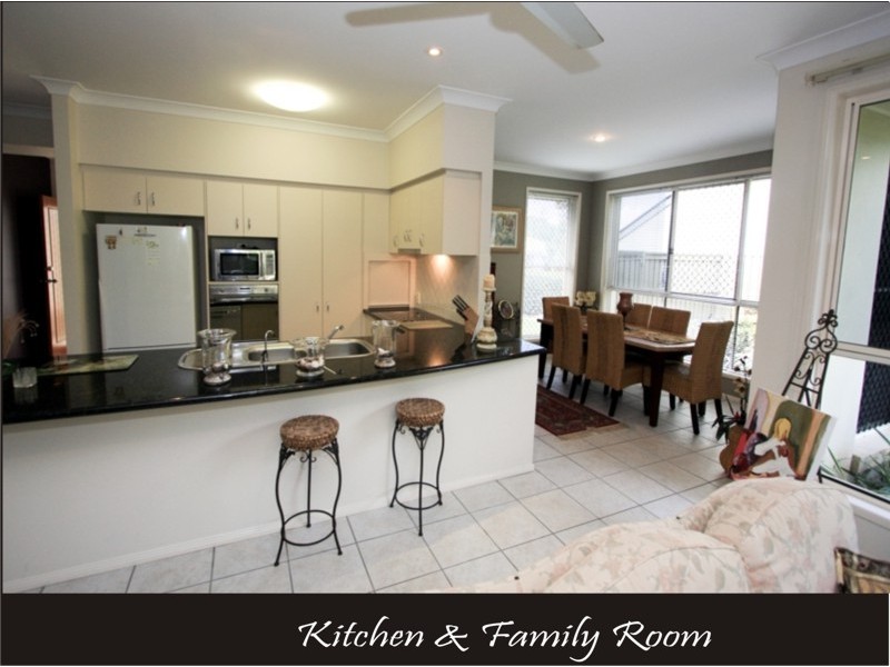 6 Fig Tree Place, Ormiston QLD 4160