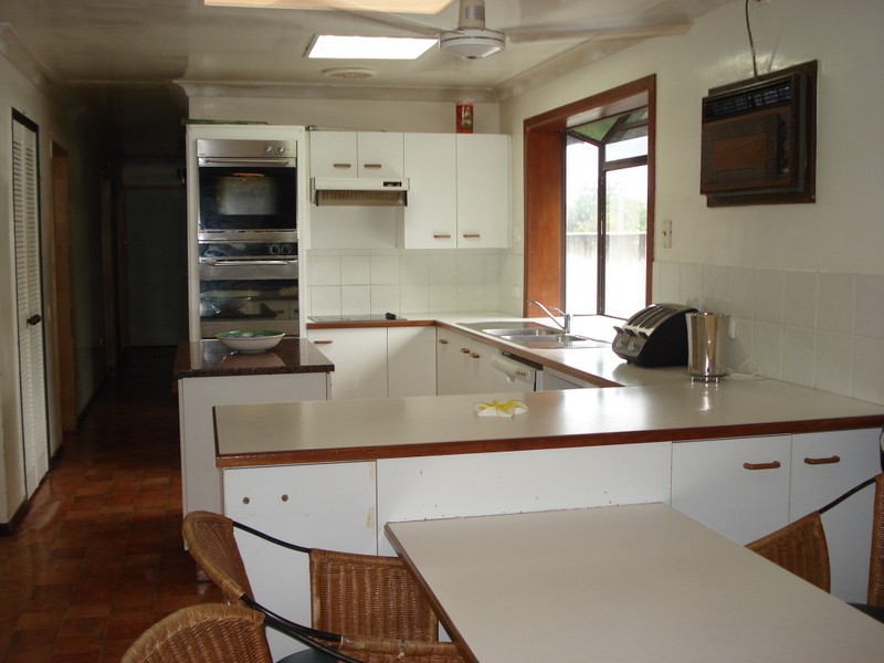 9-11 Jason Street, Cleveland QLD 4163