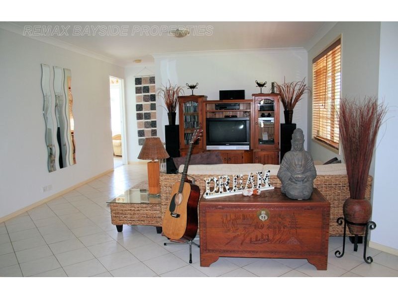 26 Caledonian Crescent, Alexandra Hills QLD 4161