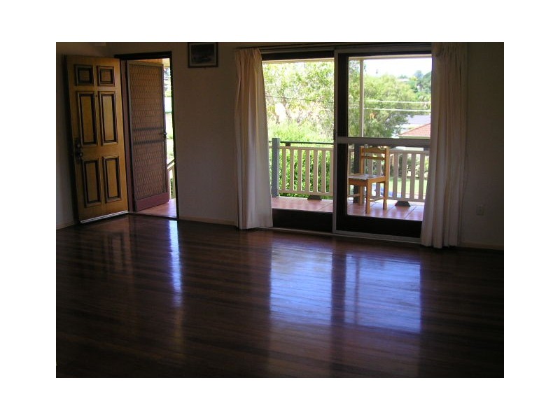 12 Meron St., Wynnum West QLD 4178