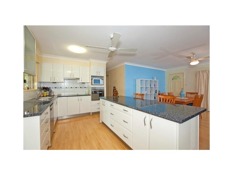 13 Pigeon Court, Birkdale QLD 4159