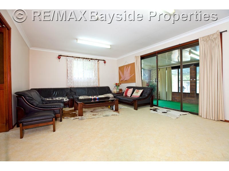 38 Whitehall Av, Birkdale QLD 4159