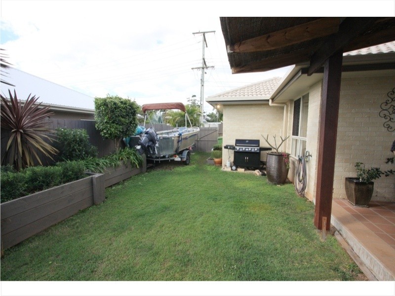 22 Haig Road, Birkdale QLD 4159