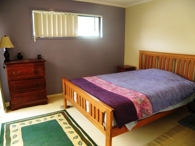 3 Merle Court, Birkdale QLD 4159