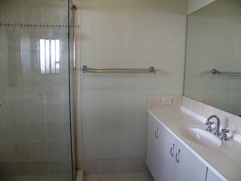 3 Merle Court, Birkdale QLD 4159