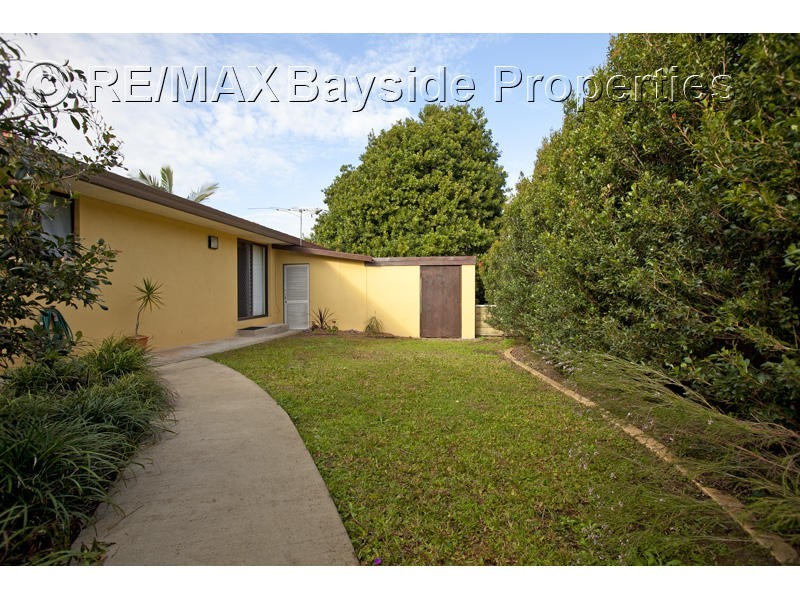 12 Manly Street, Birkdale QLD 4159