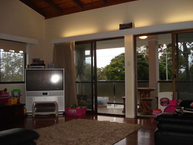 98  Long St., Cleveland QLD 4163