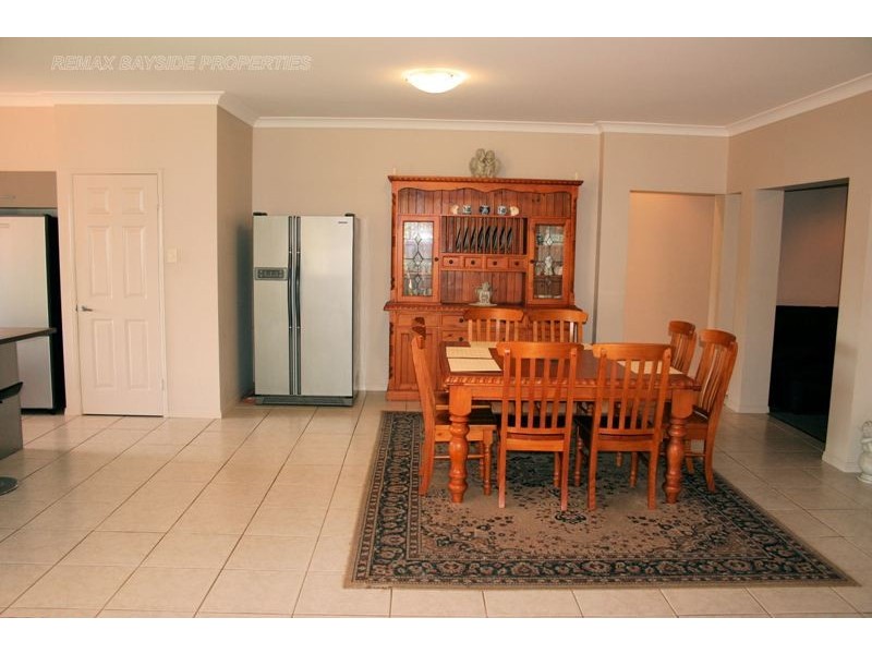 18 Manning Esplanade, Thornlands QLD 4164