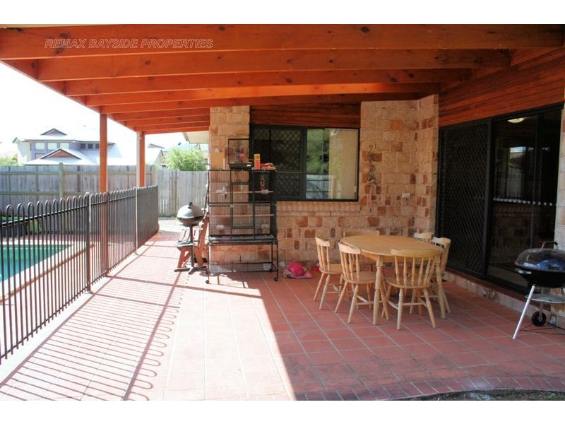 18 Manning Esplanade, Thornlands QLD 4164