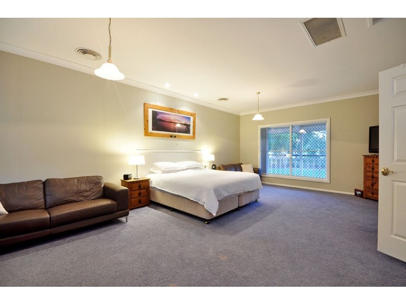 12 Timbertop Ct, Capalaba QLD 4157