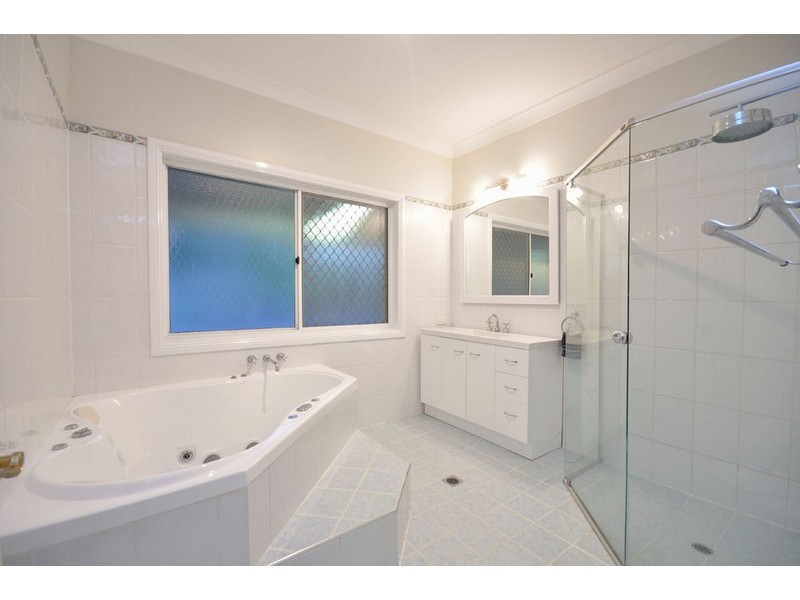 12 Timbertop Ct, Capalaba QLD 4157