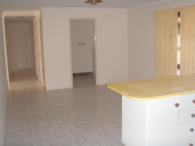 2 Makaha dr., Birkdale QLD 4159