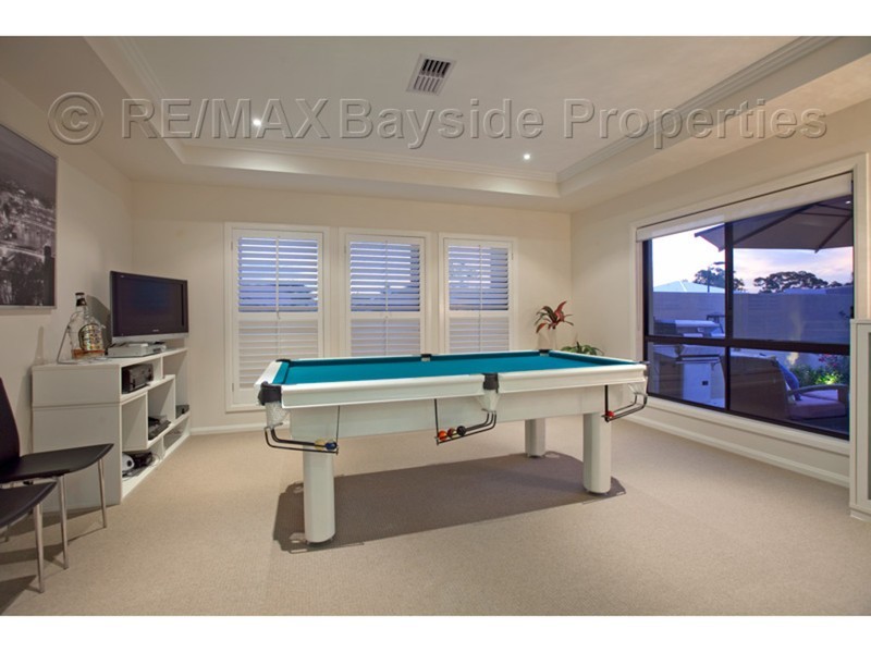 73 Beachcrest Road, Wellington Point QLD 4160