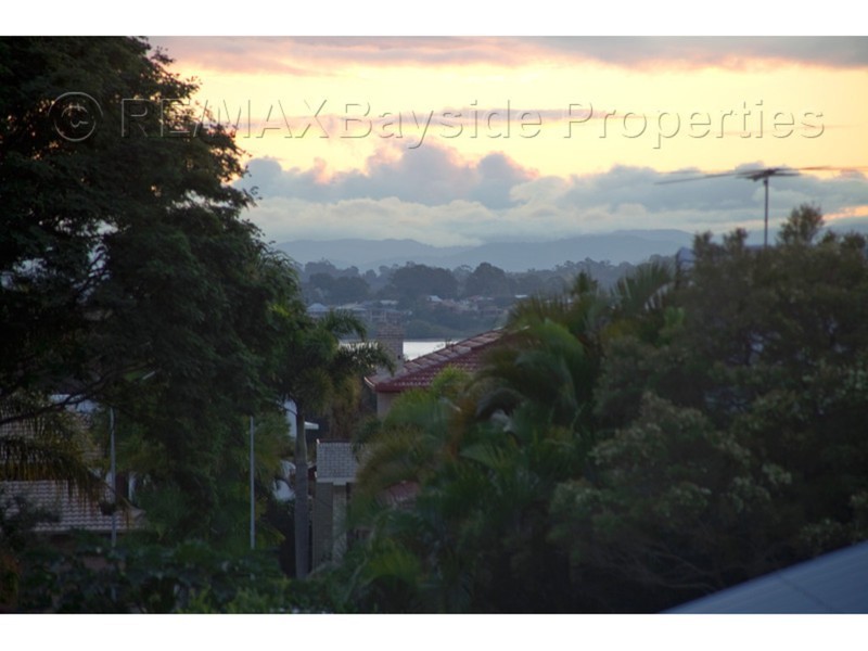 73 Beachcrest Road, Wellington Point QLD 4160