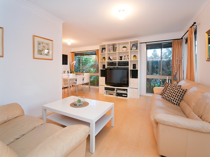 20  Northbrook Street, Sinnamon Park QLD 4073