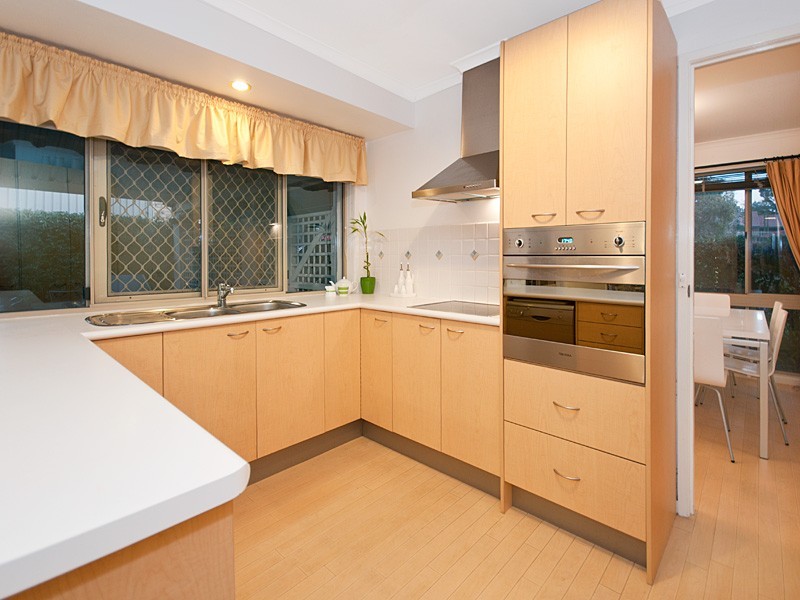 20  Northbrook Street, Sinnamon Park QLD 4073